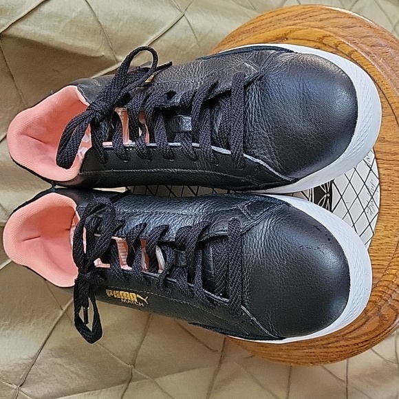 EUC- PUMA ‘Match Lo Basic’ Leather Sneaker - Picture 6 of 10